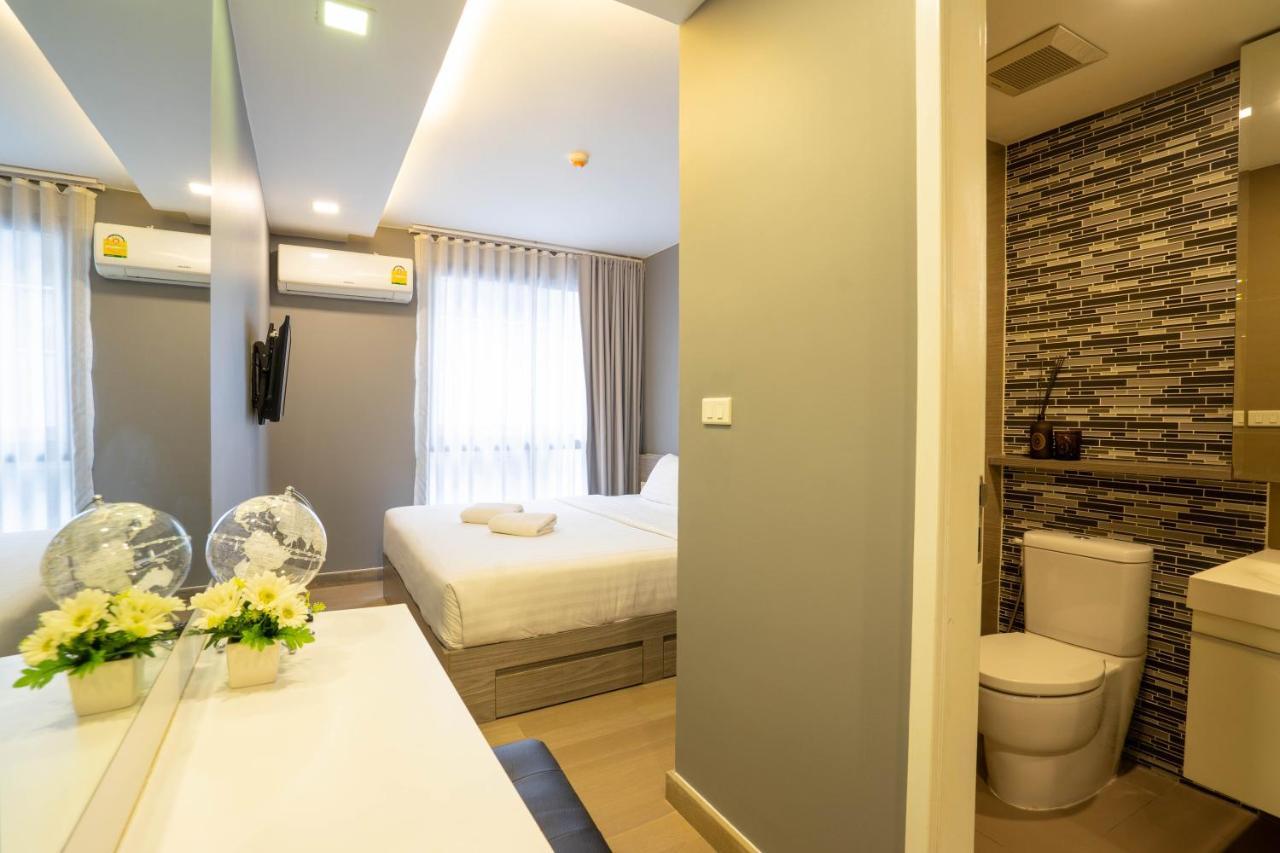 Dazzle Residence Bangkok Buitenkant foto