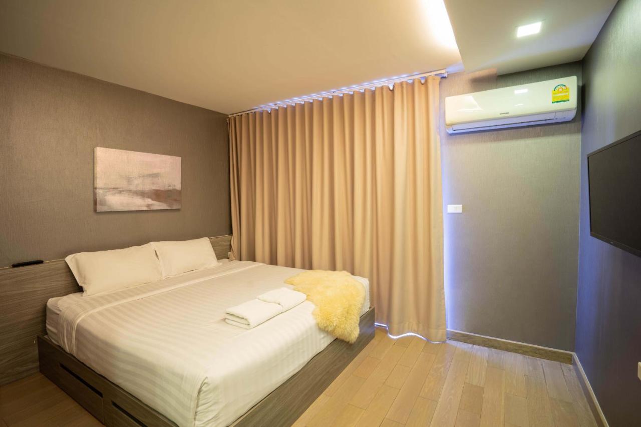 Dazzle Residence Bangkok Buitenkant foto